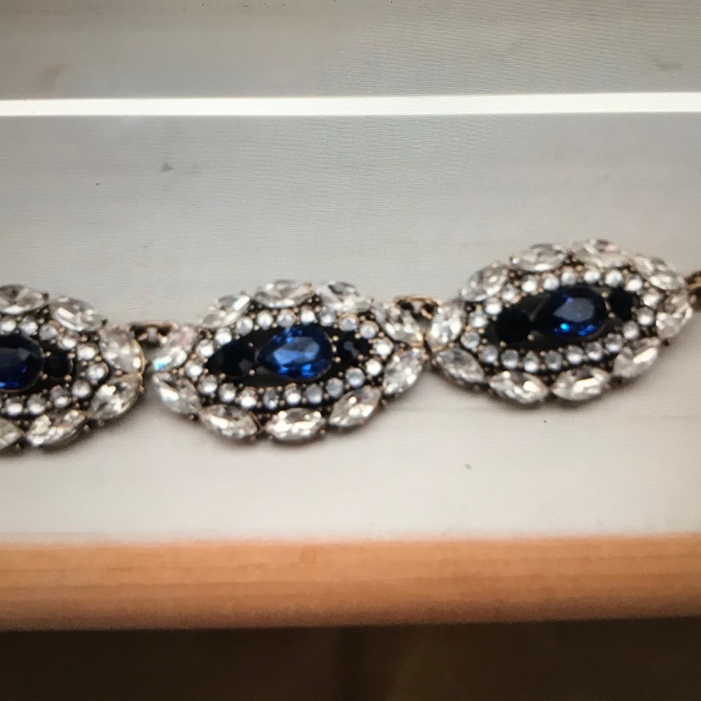 Beautiful BR crystal necklace - Picture 6 of 6